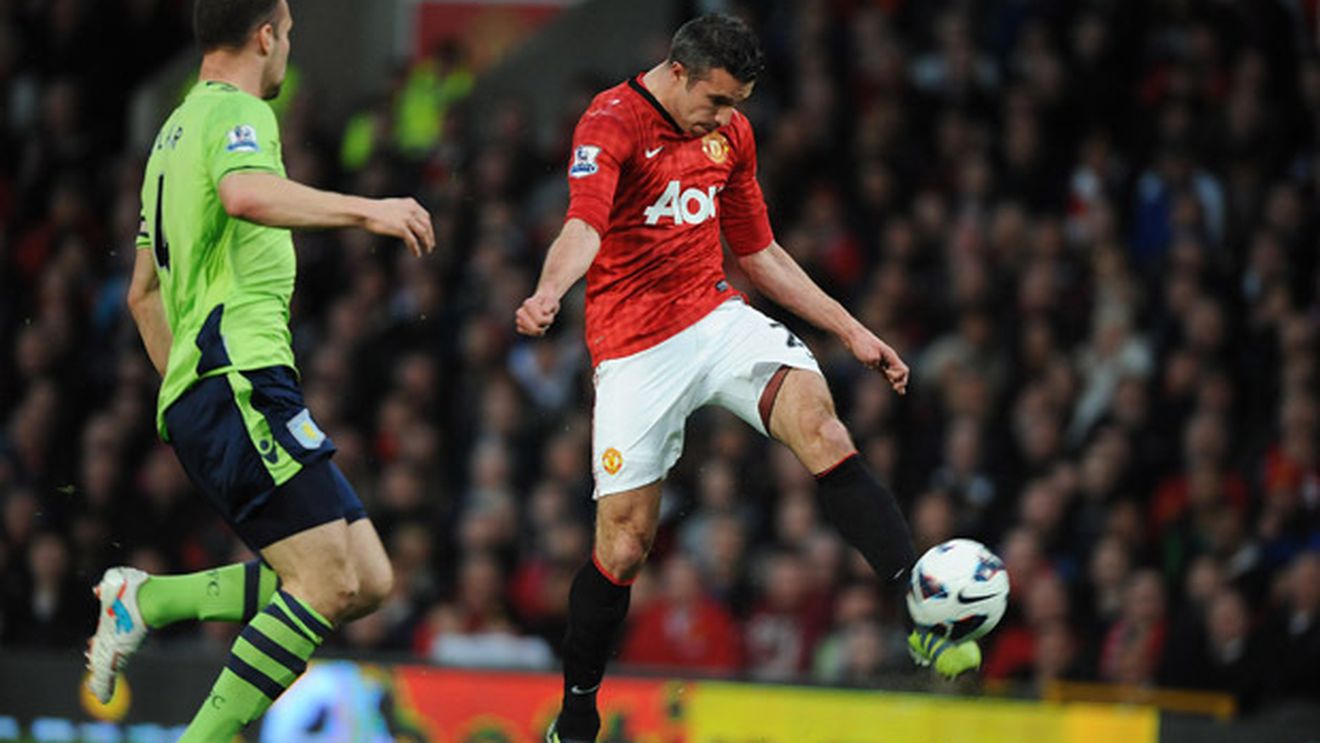 Titlul 20, câștigat din offside?** FOTO Capturile VIDEO confirmă: hattrick-ul lui Van Persie e unul mincinos