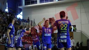 FOTO** Oltchim a bătut la Cluj în fața a 1.500 de spectatori