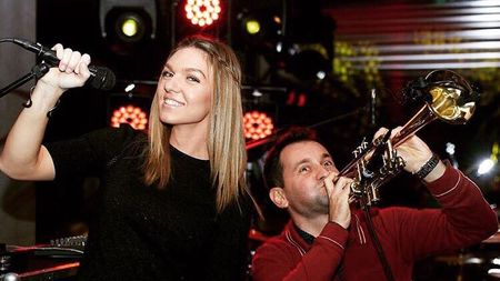 Conjurația neisprăviților. Cum a ajuns managerul de comunicare agramat al Simonei Halep să facă praf imaginea campioanei. Mândria unui meci fabulos între românce a fost transformată în lozinci patriotarde și aluzii veninoase la Diaspora