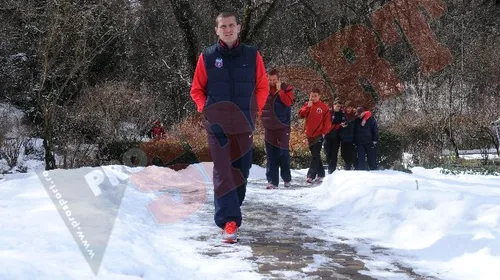 FOTO Relaxare înaintea duelului cu „U”!** Ilie Stan și-a scos jucătorii la o plimbare prin Gradina Botanică din Cluj