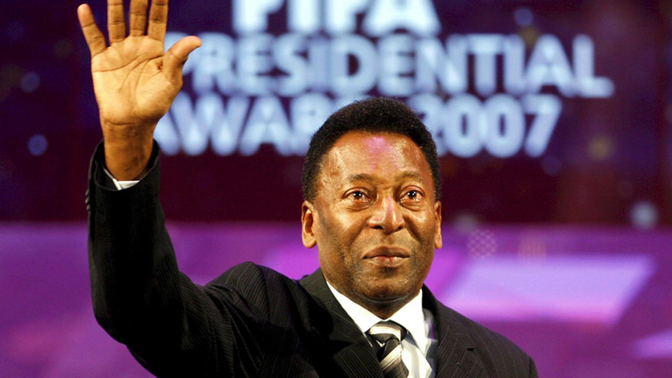 Pele, jefuit de o bandă de tineri înarmați