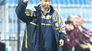 Dan Petrescu: " Pandurii, echipa momentului"