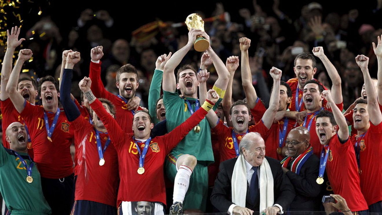 Prime de campioni mondiali: fiecare jucător al Spaniei ia 720.000 de euro dacă "Furia Roja" câștigă CM 2014

