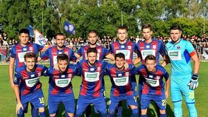 EXCLUSIV Ce s-a întâmplat cu bugetul uriaș de la Steaua: fotbaliști cazați cu 5.200 de lei pe lună și plătiți cu salariul minim pe economie, cantonament de zeci de mii de euro în Turcia, sute de ore plătite chirie pentru terenuri inexistente. Explicațiile grupării militare