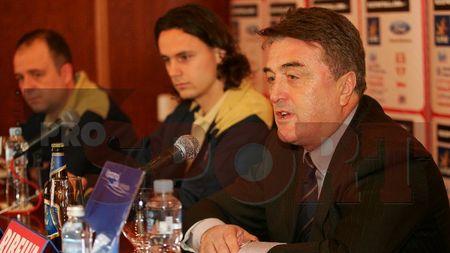 Antic a adunat "cavaleria" pentru meciul cu România!