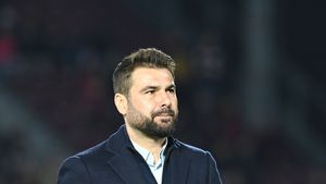 Adi Mutu sparge banca pentru un atacant român! Azerii au aflat că bugetul de transferuri a fost mărit pentru ca „Briliantul” să poată face încă o achiziție