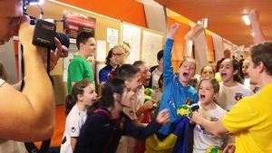 VIDEO Moment emoționant cu niște copii de 7 ani care plătesc să facă handbal, deveniți campioni la Praga. Cum a ajuns Steaua să joace împotriva lui Gyor și handbalista care a ajuns în Top 15 într-o ierarhie cu 7.154 de jucători