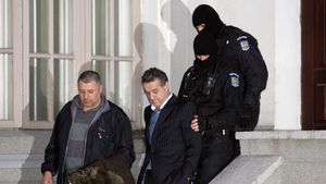 Becali e în Dubai și se întoarce în România doar dacă scapă!** Și-a făcut deja "temele": "Tratatul de extrădare e doar pentru crimă, droguri și arme"  Cum l-au primit Oli și Rădoi: