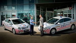 Toyota Avensis veghează asupra siguranței traficului pe Autostrada A2