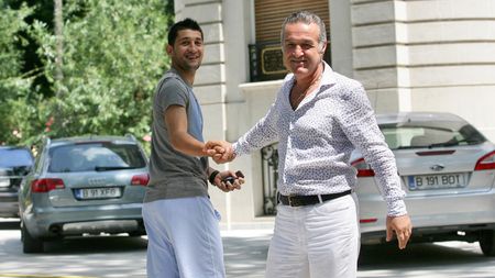 "Modelul" Giovani!** Gigi Becali îl atacă în cel mai JOSNIC mod posibil pe Cornel Dinu!