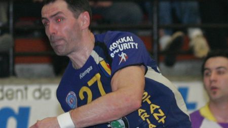 Nebunie de meci la Constanța: HCM - Bacău 32-32