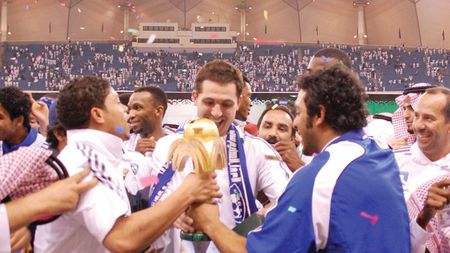 Rădoi îi liniștește pe fani: **„Rămân la Al-Hilal!"