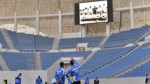 Burleanu a vizitat stadionul cel nou al Craiovei: "Amicalul cu Turcia nu este bătut în cuie, dar vrem să aducem naționala în Bănie"