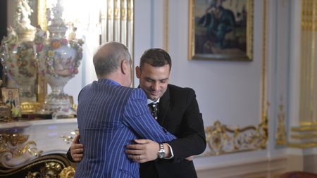 EXCLUSIV | Iese la atac în ziua prezentării lui Teja: "Am fost sunat și întrebat dacă vreau să vin. Eram îndreptățit, dar ăsta e antrenorul: tânăr, ieftin și ascultător"