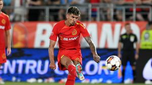 Cum l-a ținut pe loc Gigi Becali pe Florinel Coman la FCSB: „Dacă îl lăsa să facă asta, acum poate era la echipe mari în Anglia sau Spania”| VIDEO EXCLUSIV ProSport Live