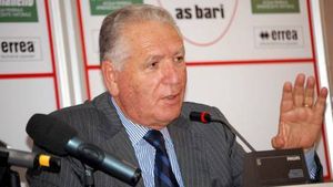 Nu doar în Egipt se aud bubuituri!** O bombă a explodat în fața casei președintelui lui Bari