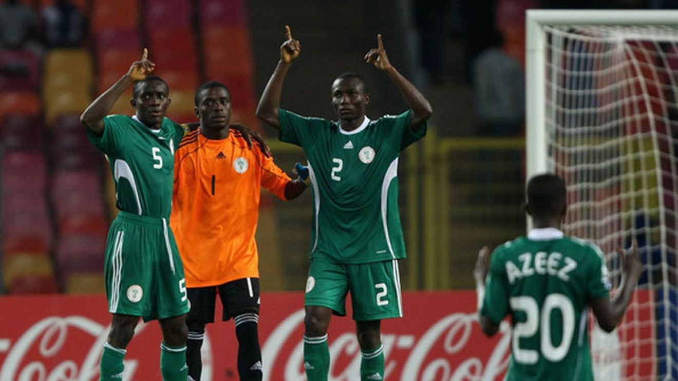 "Diavolii" și-au "băgat coada"! ** Aproape de City, Azeez e pe cale să fie deturnat de United!