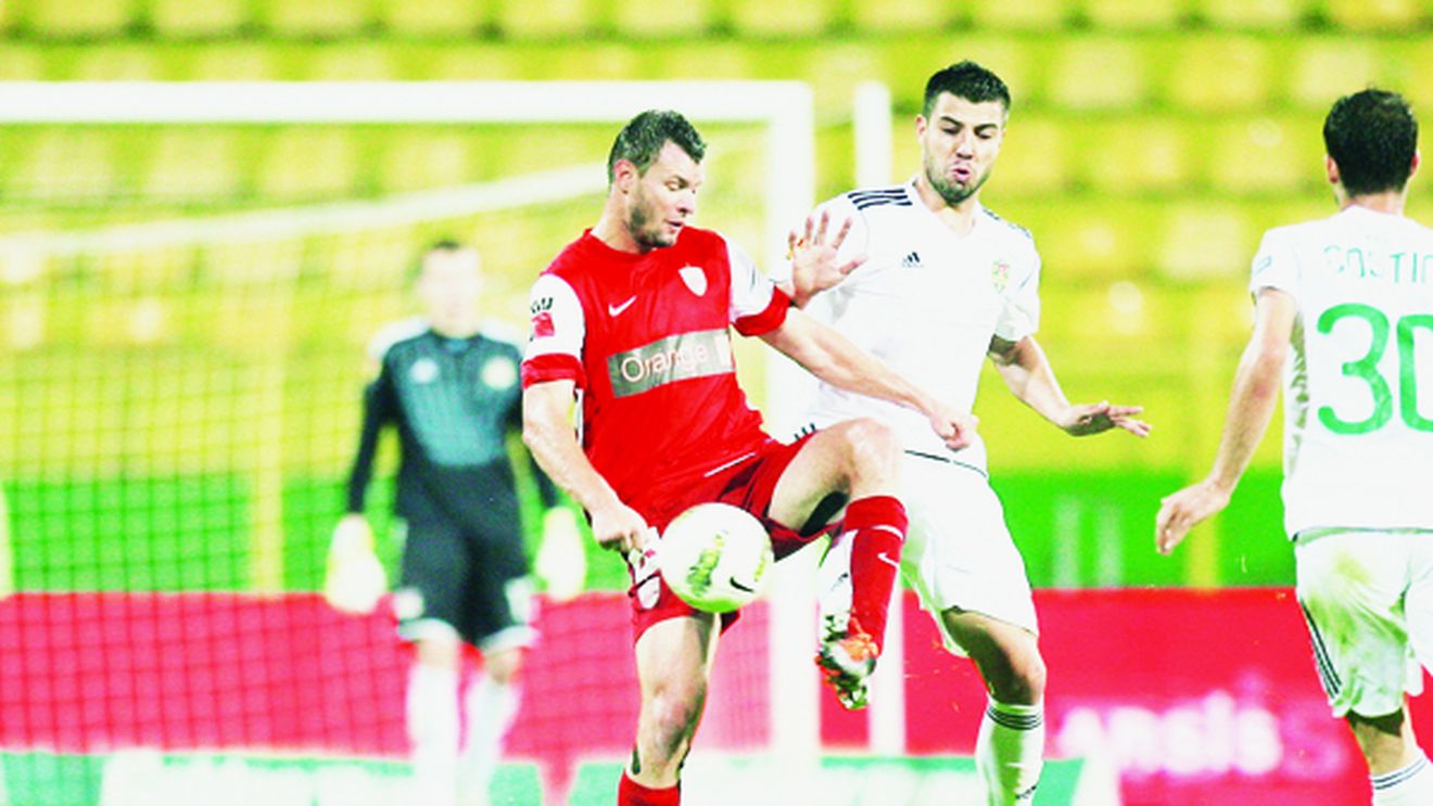 Gafă de începător făcută de Porumboiu!** Vasluiul poate pierde la masa verde meciul cu Dinamo! Un scenariu NĂ‚UCITOR: