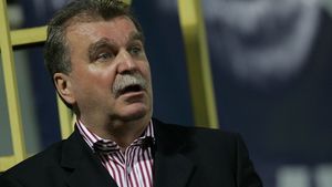 Dinu Gheorghe: "Sper ca greșelile arbitrilor să fie umane"