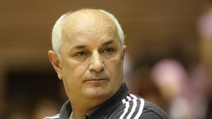 Îl iubesc pe Tadici