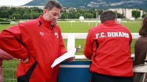 Dario Bonetti a avut doi contracandidați pe post!** Variantele propuse de Cornel Dinu au fost respinse de Badea