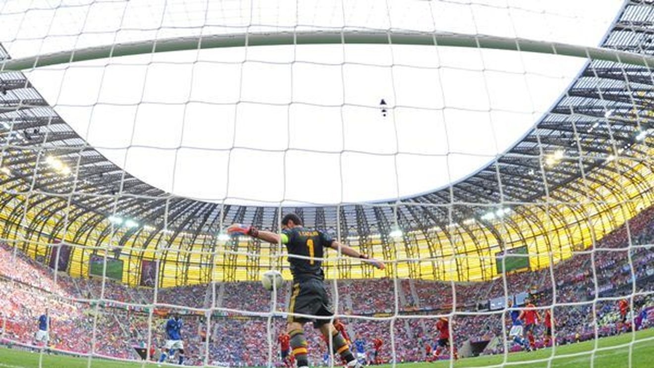 Irlandezii n-au nicio șansă contra campioanei en-titre:** "E ca și cum Muhammad Ali ar boxa cu un pitic!"