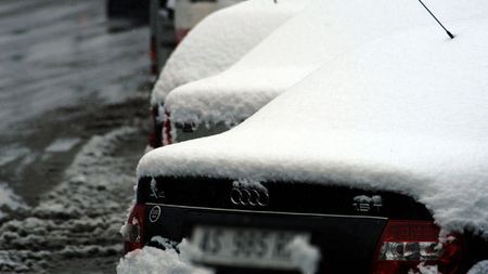 În atenția șoferilor din București:** în această seară este INTERZISĂ‚ parcarea pe bulevardele mari ale Capitalei!