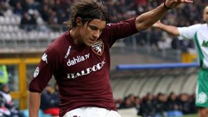 Poli Timișoara s-a întărit cu un mijlocaș deținut de Torino și Vicenza!** Are două cetățenii și o poate lua și pe a treia