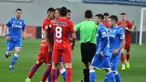 EXCLUSIV | Donkor, adversarul propriilor colegi: "Are anumite limite, poate de aceea nu a prins pe unde a fost". Oltenii nu l-au menajat pe fundaș. Cum s-a văzut faultul de pe stadion 