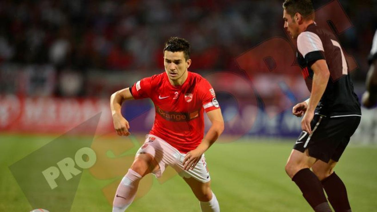 "Setul" cu "U" nu e singurul motiv de bucurie pentru fanii lui Dinamo. "Câinii" joacă un patrulater puternic: Petrescu și Lucescu, adversari