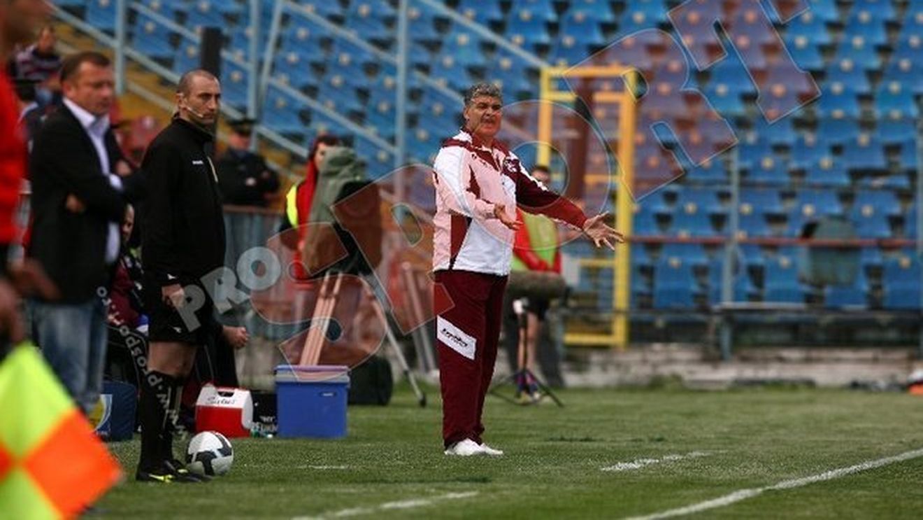 "E trist** că Rapidul a ajuns să se bată pentru locul șase!"