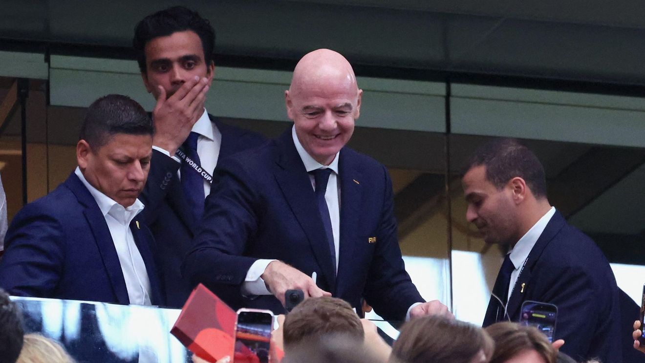 Fără precedent! FIFA comite o ilegalitate la finala Cupei Mondiale pentru show-ul din pauza meciului