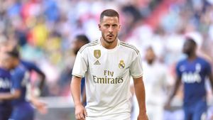 Cel mai "greu" tricou din istoria lui Real Madrid! OFICIAL | Cu ce număr va juca Hazard la fosta campioană a Europei