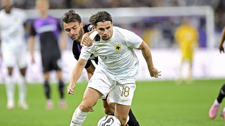 Ce notă a primit Răzvan Marin după ce a jucat 54 de minute în AEK – Panserraikos 2-0