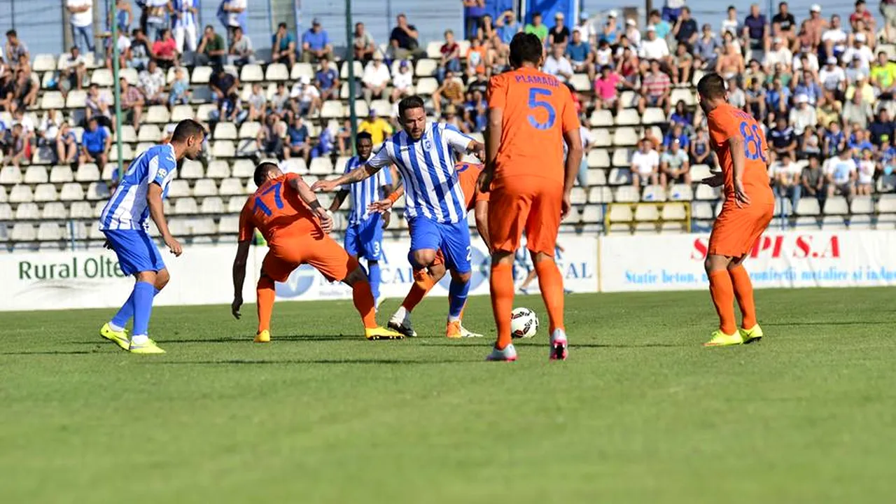 Liga X! Cinci meciuri, cinci remize în debutul Ligii 1! CS U Craiova - FC Botoșani 0-0. Cîrțu a luat foc în timpul meciului: 