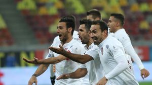 Camora dă drumul la brațe! FCSB, Craiova și Viitorul, amenințate de căpitanul CFR-ului 