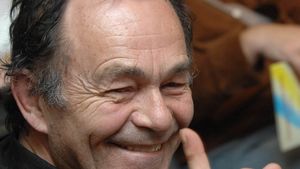 Pârât că a băut Coca Cola