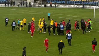 Cazul incidentelor de la finalul jocului SR Brașov – AFC Odorheiu Secuiesc a început cu o amânare! Brașovenii acuză că harghitenii au incitat suporterii prin gesturi obscene