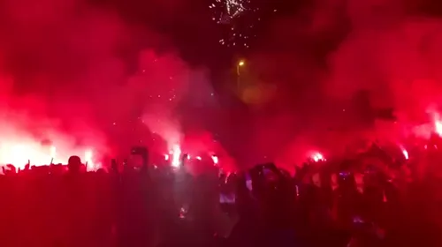 Suporterii Barcelonei au făcut show cu torțe și fumigene înintea derby-ului cu Espanyol | VIDEO