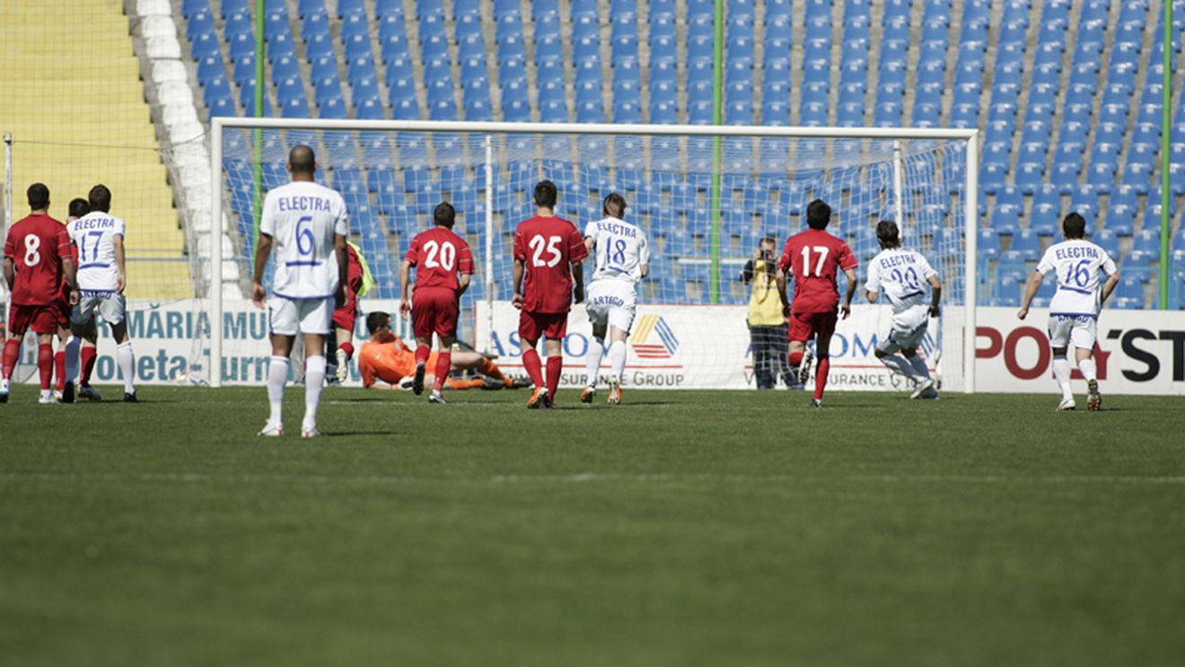 EXCLUSIV Steaua l-a RATAT în vară, acum pleacă în Rusia: **"Gata! Am ofertă de 300.000 â‚¬"