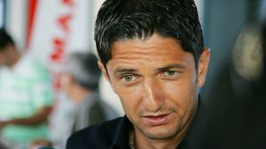 Lucescu jr explică de ce insistă atât de mult pe varianta Florescu!** Ce vede selecționerul și nu observă fanii