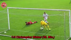 VIDEO | Nemții l-au numit "cel mai ridicol gol al săptămânii". A dat gol cu capul dintr-o fază în care orice atacant ar fi folosit piciorul