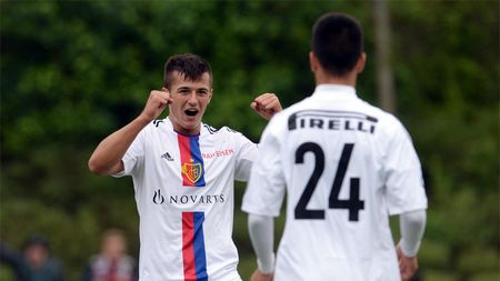 Dinastia kosovară Ajeti de la Basel! Vedetele elvețienilor de la U19 au refuzat Barcelona dintr-un motiv rar: dorul mamei