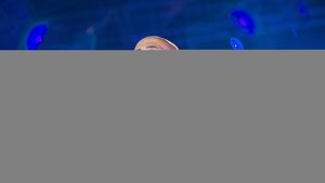 A venit răspunsul trupei Voltaj pentru elevele lui Ambros Martin. VIDEO | Mesajul emoționant pe care l-a transmis Călin Goia în timpul ultimului concert