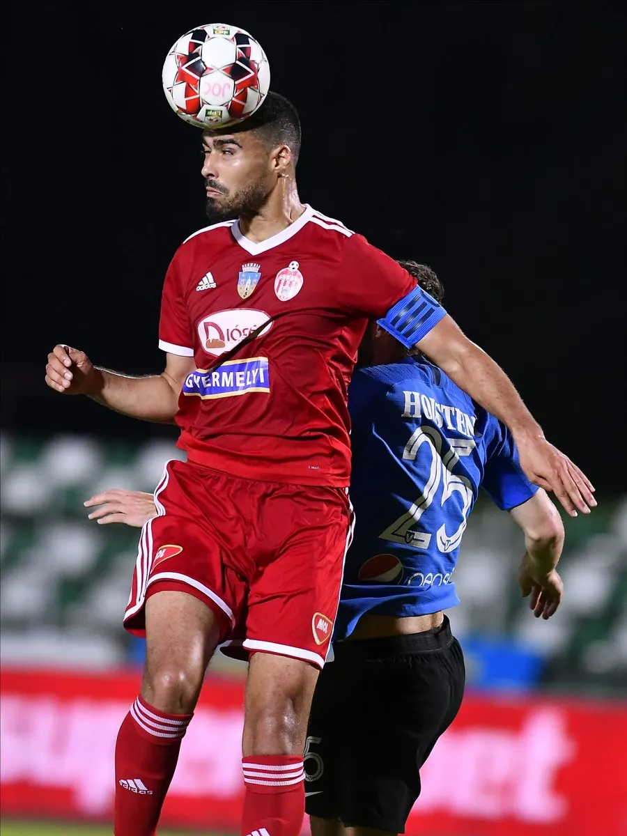 CFR Cluj vrea să-l transfere pe Rachid Bouhenna de la Sepsi