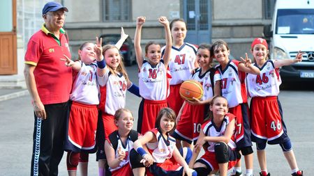 Dramă națională: mai sunt doar 12.474 de elevi sportivi legitimați în România! Ne lamentăm sau trecem la treabă? Proiectul național propus pentru reorganizarea sportului