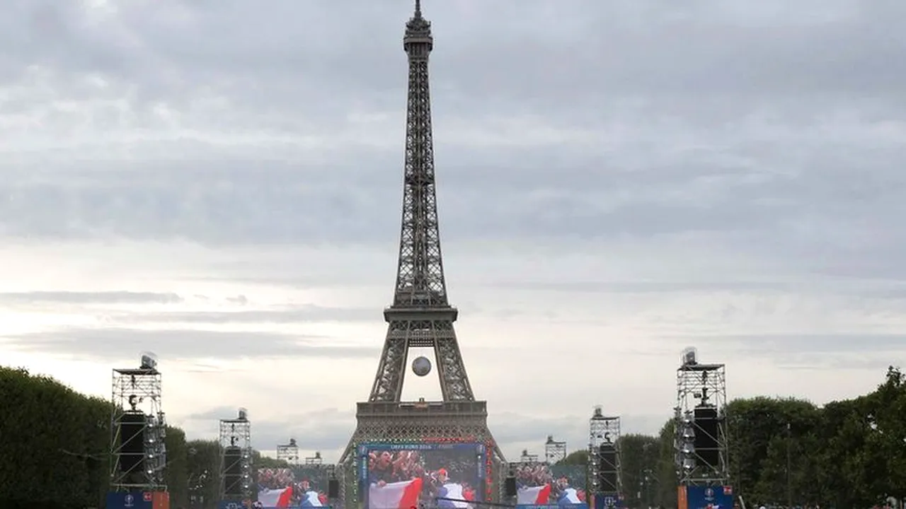 Măsuri de securitate extremă la Paris înaintea finalei Cupei Mondiale! Se închide Turnul Eiffel și cei care și-au luat bilete își vor primi banii înapoi