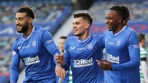 Anchetă la clubul lui Ianis Hagi, după ce mai mulți jucători au participat la o petrecere și au fost amendați de poliție. Premierul Scoției, avertisment pentru fotbaliști