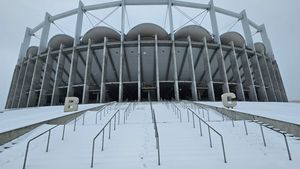 „Bucureștiul zici că e Moscova!”. Grecii s-au trezit în România, înainte de FCSB - PAOK, într-o realitate care aduce mai mult a Rusia lui Vladimir Putin