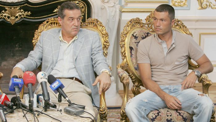 Adrian Ilie, aproape de o revenire în fotbalul românesc! "Cobra" stă cu oferta pe masă din partea unui club din Liga 1